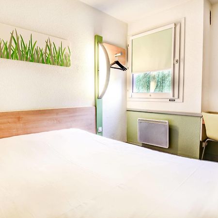 Ibis Budget Chateaudun Exterior photo