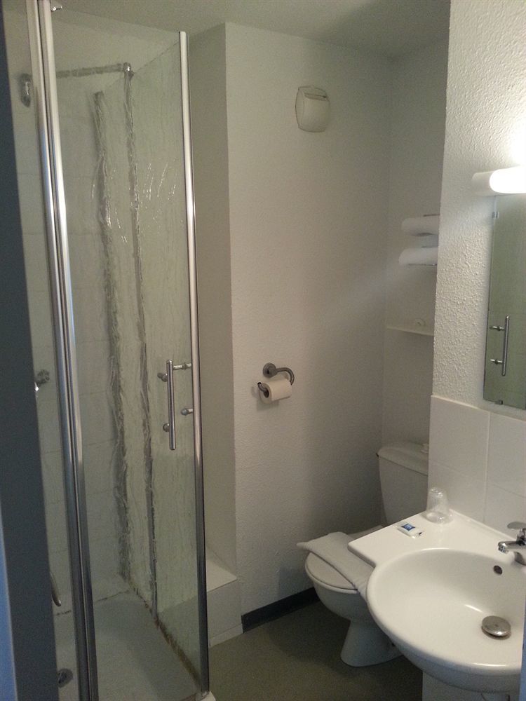 Ibis Budget Chateaudun Exterior photo