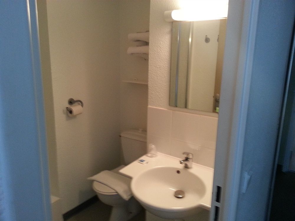 Ibis Budget Chateaudun Exterior photo