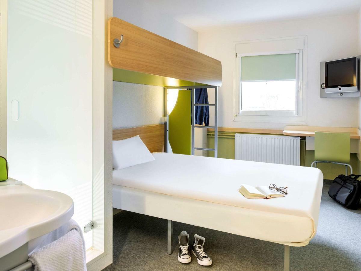 Ibis Budget Chateaudun Exterior photo